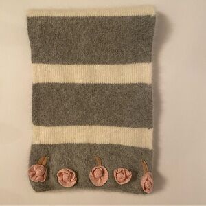 SCALA PRONTO SCARF GRAY CREAM STRIPE ANGORA BLEND PINK ROSES LONG RECTANGLE